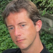 Lars Bromley